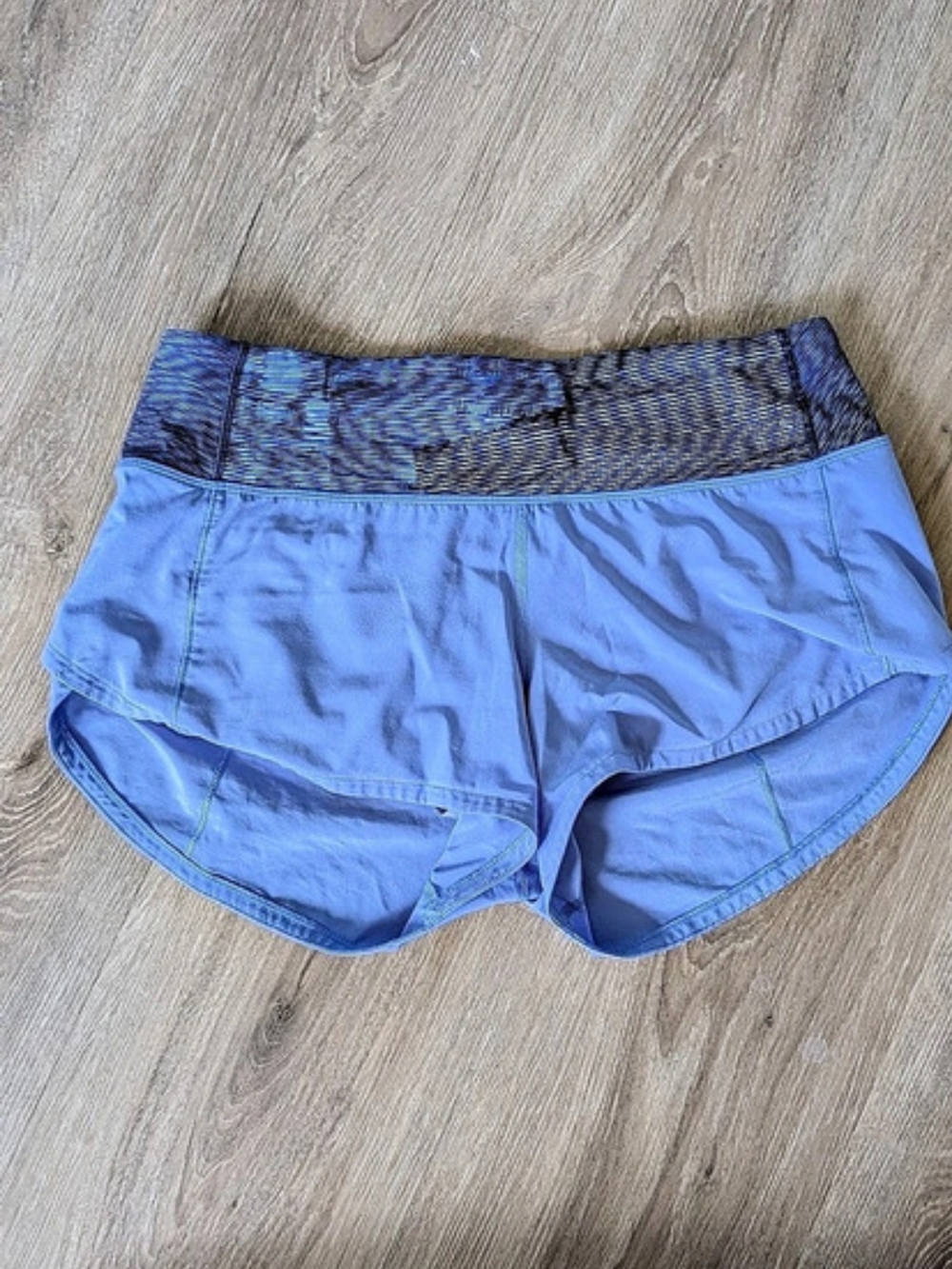 lululemon Speed Up Low-Rise Lined Short 2.5" Shorts Blue Size 2